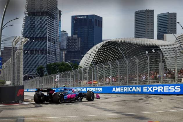 F1 - SINGAPORE GRAND PRIX 2025 43 COLAPINTO Franco (arg), Alpine F1 Team A525, action during the 2025 Formula 1 Singapore Grand Prix, 18th round of the 2025 FIA Formula One World Championship, WM, Weltmeisterschaft from October 3 to 5, 2025 on the Marina Bay Street Circuit, in Singapore - SingaporeSingapore Copyright: xFLORENTxGOODENx