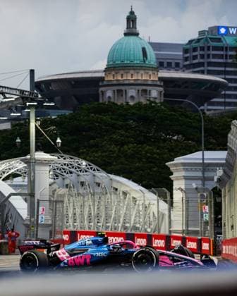 F1 - SINGAPORE GRAND PRIX 2025 43 COLAPINTO Franco (arg), Alpine F1 Team A525, action during the 2025 Formula 1 Singapore Grand Prix, 18th round of the 2025 FIA Formula One World Championship, WM, Weltmeisterschaft from October 3 to 5, 2025 on the Marina Bay Street Circuit, in Singapore - SingaporeSingapore Copyright: xFLORENTxGOODENx