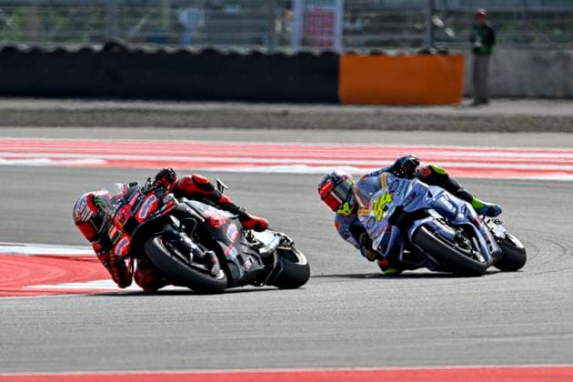 MOTO - MOTO GP - GRAND PRIX OF INDONESIA 2026 72 BEZECCHI Marco (ita), Aprilia Racing Team Gresini, Aprilia RS-GP 2025, action with 54 ALDEGUER Fermin (spa), Gresini Racing MotoGP, Ducati Desmosedici GP24 during the 2025 MotoGP Pertamina Grand Prix of Indonesia on the Mandalika circuit from October 3 to 5, At West Nusa Tenggara, Indonesia - West Nusa TenggaraIndonesia Copyright: xGIGIxSOLDANOx