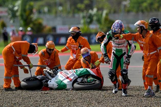 MOTO - MOTO GP - GRAND PRIX OF INDONESIA 2026 05 ZARCO Johann (fra), LCR Honda Castrol, Honda RC213V, action, accident, crash during the 2025 MotoGP Pertamina Grand Prix of Indonesia on the Mandalika circuit from October 3 to 5, At West Nusa Tenggara, Indonesia - West Nusa TenggaraIndonesia Copyright: xGIGIxSOLDANOx