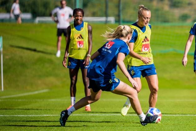 251022 Hanna Bennison of the Swedish women s national football team on October 22, 2025 in Benahavis. Photo: Ludvig Thunman BILDBYRAN kod LT LT0733 fotboll football soccer fotball träning practice training sverige sweden dam bbeng Copyright: LUDVIGxTHUNMAN BB251022LT023