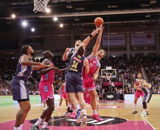 Melvin Jostmann Telekom Baskets Bonn vs. ALBA Berlin 6. Speiltag - Saison 2025 26