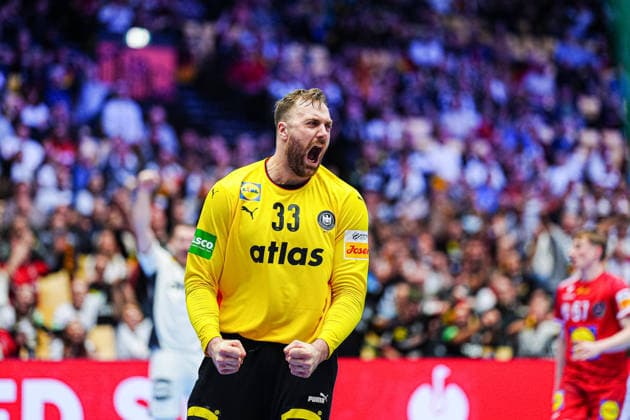 Jubel nach Parade Andreas Wolff (Deutschland, 33) DEN, Deutschland vs. Oesterreich, Handball, EHF Europameisterschaft 2026, Gruppe A, Spieltag 1, 15.01.2026 DEN, Deutschland vs. Oesterreich, Handball, EHF Europameisterschaft 2026, Gruppe A, Spieltag 1, 15.01.2026 Herning Copyright: xEibner-Pressefoto MarcelxvonxFehrnx EP_MFN