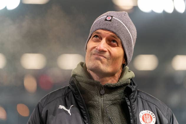 Alexander Blessin (FC St. Pauli, Trainer), GER, FC St. Pauli vs. Hamburger SV, Fussball, Bundesliga, Spieltag 19, Saison 2025 2026, 23.01.2026 DFL REGULATIONS PROHIBIT ANY USE OF PHOTOGRAPHS AS IMAGE SEQUENCES AND OR QUASI-VIDEO GER, FC St. Pauli vs. Hamburger SV, Fussball, Bundesliga, Spieltag 19, Saison 2025 2026, 23.01.2026 Hamburg Copyright: xEibner-Pressefoto MaxxVincenx EP_MVN