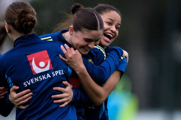 260225 Felicia Schröder of the Swedish women s national football at a training session on February 25, 2026 in Albufeira. Photo: Ludvig Thunman BILDBYRAN kod LT LT0773 fotboll football soccer fotball träning practice training sverige sweden dam bbeng Copyright: LUDVIGxTHUNMAN BB260225LT010