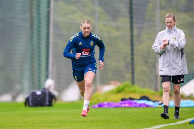 260225 Stina Blackstenius of the Swedish women s national football at a training session on February 25, 2026 in Albufeira. Photo: Ludvig Thunman BILDBYRAN kod LT LT0773 fotboll football soccer fotball träning practice training sverige sweden dam bbeng Copyright: LUDVIGxTHUNMAN BB260225LT024