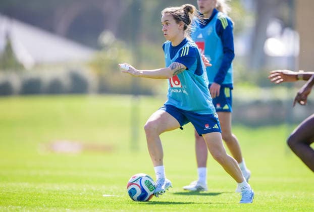 260226 Julia Zigiotti Olme of the Swedish women s national football team at a training session on February 26, 2026 in Albuferia. Photo: Ludvig Thunman BILDBYRAN kod LT LT0774 fotboll football soccer fotball träning practice training sverige sweden dam bbeng Copyright: LUDVIGxTHUNMAN BB260226LT052