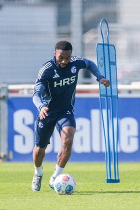 19.03.2026, Fussball, Training des FC Schalke 04. Moussa Sylla (FC Schalke 04). Gelsenkirchen Trainingsgelände FC Schalke 04 NRW Deutschland xRHR-FOTO YYx Copyright: RHR-FOTOx RHR-FOTO YY