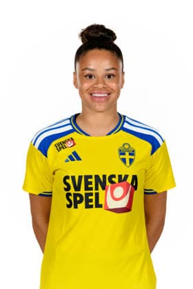 260409 Felicia Schröder of the Swedish women s national football team poses for a portrait on April 9, 2026 in Gothenburg. Photo: Carl Sandin BILDBYRAN kod CS CS0925 fotboll football soccer fotball porträtt portraits sverige sweden dam bbeng Copyright: CARLxSANDIN BB260409CS020