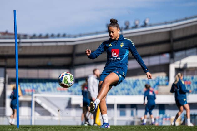 260416 Felicia Schröder of the Swedish women s national football team during a training session on April 16, 2026 in Gothenburg. Photo: Mathias Bergeld BILDBYRAN kod MB MB1364 fotboll football soccer fotball vm-kval kval fifa womens world cup qualifier qualifier träning practice training sverige sweden dam bbeng women kvinner Copyright: MATHIASxBERGELD BB260416MB016