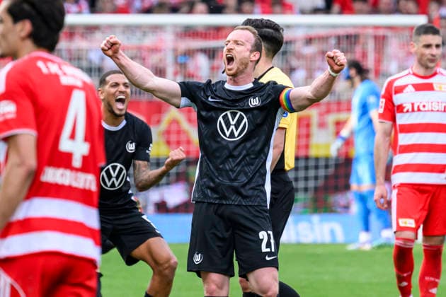Sport Bilder des Tages v.l.: Maximilian Arnold (VfL Wolfsburg, 27), Freude, Jubel, Sieg, Endstand 1:2, GER, Berlin, 1. FC Union Berlin gegen VfL Wolfsburg, 1. Bundesliga, Fußball, DFB, 30. Spieltag, Saison 2025 2026, Alte Försterei, DFB DFL REGULATIONS PROHIBIT ANY USE OF PHOTOGRAPHS AS IMAGE SEQUENCES AND OR QUASI-VIDEO, 18. April 2026, Copyright: HMBxMedia UwexKoch