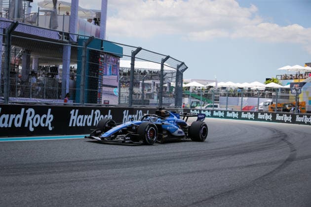 (23) Alexander Albon (THA) - Atlassian Williams F1 Team - Williams FW48 - Mercedes during the Formula 1 Crypto.com Miami Grand Prix 2026 at Miami International Autodrome in Miami Gardens, United States. Round 6 of the 2026 FIA Formula One World Championship, WM, Weltmeisterschaft held May 1-3, 2026. The Miami International Autodrome, located in the grounds of the Hard Rock Stadium, hosts the sixth round featuring the Sprint format. This event weekend features the F1 Sprint format, with a Sprint Shootout and Sprint Race in addition to the standard qualifying session and Grand Prix. Copyright: xAlessioxDexMarcox xAvens-images.com AvensImages IPAxSportx xipa-agency.netx xx IPA_74364200 IPA_Agency_IPA74364200