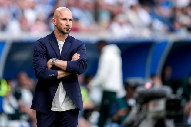 Christian Ilzer (Trainer, Cheftrainer, Hoffenheim), Einzelbild, Einzelfoto, Aktion, Action, 09.05.2026, Sinsheim (Deutschland), Fussball, Bundesliga, TSG 1899 Hoffenheim - SV Werder Bremen, DFB DFL REGULATIONS PROHIBIT ANY USE OF PHOTOGRAPHS AS IMAGE SEQUENCES AND OR QUASI-VIDEO.