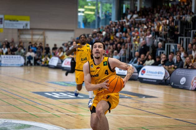 Gian Bahattin Aydinoglu (Bozic Estriche Knights Kirchheim, 04) GER, Bozic Estriche Knights Kirchheim vs. BG Goettingen, BARMER 2. Basketball Bundesliga, Playoffs Spiel 4, Saison 2025 2026, 14.05.2026 GER, Bozic Estriche Knights Kirchheim vs. BG Goettingen, BARMER 2. Basketball Bundesliga, Playoffs Spiel 4, Saison 2025 2026, 14.05.2026 Goeppingen Copyright: xEibner-Pressefoto NinaxSanderx EP_NSR