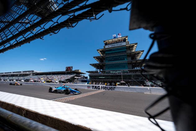 May 14, 2026, Speedway, In, USA: NTT IndyCar, Indy Car, IRL, USA SERIES driver, RINUS VEEKAY (76) (NLD) of Hoofddorp, Netherlands, crosses the yard of bricks during a practice session for the Indianapolis 500 race at the Indianapolis Motor Speedway in SPEEDWAY IN. NTT INDYCAR SERIES: May 14, 2026: Indianapolis 500: Rinus VeeKay - ZUMAa161 20260514_aaa_a161_003 Copyright: xWalterxG.xArcexSr.x