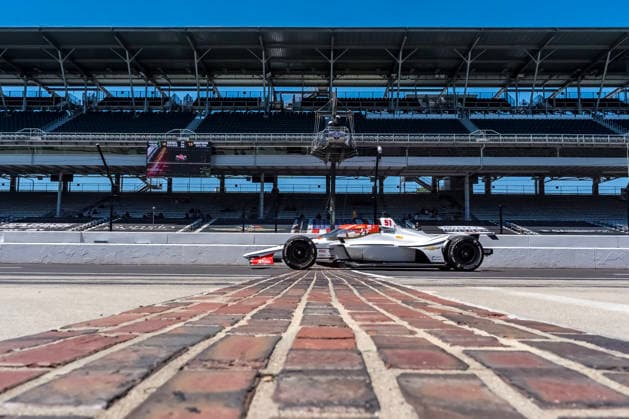 May 14, 2026, Speedway, In, USA: NTT IndyCar, Indy Car, IRL, USA SERIES driver, JACOB ABEL (51) (R) (USA) of Louisville, KY, crosses the yard of bricks during a practice session for the Indianapolis 500 race at the Indianapolis Motor Speedway in SPEEDWAY IN. NTT INDYCAR SERIES: May 14, 2026: Indianapolis 500: Jacob Abel - ZUMAa161 20260514_aaa_a161_018 Copyright: xWalterxG.xArcexSr.x