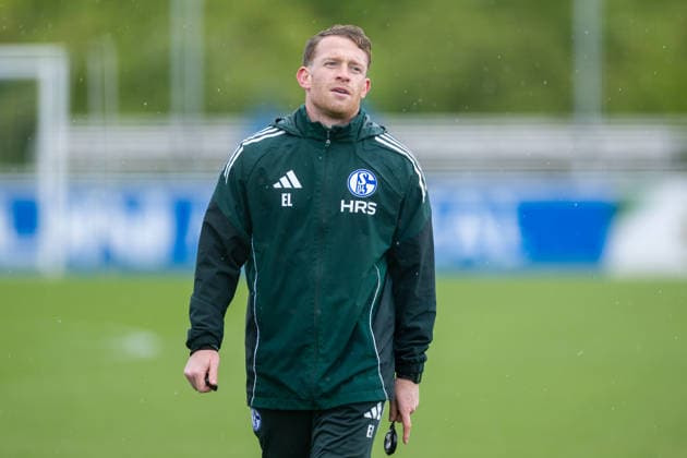 14.05.2026, Fussball, Training des FC Schalke 04. Co-Trainer Eddie Lattimore (FC Schalke 04). Gelsenkirchen Trainingsgelände FC Schalke 04 NRW Deutschland xRHR-FOTO YYx Copyright: RHR-FOTOx RHR-FOTO YY