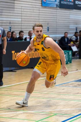 Lucas Mayer (Bozic Estriche Knights Kirchheim, 08) Daniel Kirchner (BG Goettingen, 04) Hendrik Helge Drescher (BG Goettingen, 10) GER, Bozic Estriche Knights Kirchheim vs. BG Goettingen, BARMER 2. Basketball Bundesliga, Playoffs Spiel 4, Saison 2025 2026, 14.05.2026 GER, Bozic Estriche Knights Kirchheim vs. BG Goettingen, BARMER 2. Basketball Bundesliga, Playoffs Spiel 4, Saison 2025 2026, 14.05.2026 Goeppingen Copyright: xEibner-Pressefoto NinaxSanderx EP_NSR