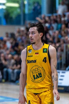 Gian Bahattin Aydinoglu (Bozic Estriche Knights Kirchheim, 04) GER, Bozic Estriche Knights Kirchheim vs. BG Goettingen, BARMER 2. Basketball Bundesliga, Playoffs Spiel 4, Saison 2025 2026, 14.05.2026 GER, Bozic Estriche Knights Kirchheim vs. BG Goettingen, BARMER 2. Basketball Bundesliga, Playoffs Spiel 4, Saison 2025 2026, 14.05.2026 Goeppingen Copyright: xEibner-Pressefoto NinaxSanderx EP_NSR