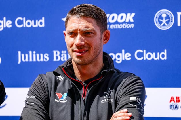 Edoardo Mortara (Mahindra Racing, 48) im Media Pen, ABB FIA Formula E World Championship, WM, Weltmeisterschaft Monaco e-Prix 2026, Monte Carlo, Saison 12 2025 26, Runde 9, 15.05.2026, ABB FIA Formula E World Championship, Monaco e-Prix 2026, Monte Carlo, Saison 12 2025 26, Runde 9, 15.05.2026 Monte Carlo Copyright: xEibner-Pressefoto LauraxRoemerx EP_LRR