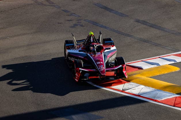 Nyck de Vries (Mahindra Racing, 21) erstes freies Training Free Practice 1, ABB FIA Formula E World Championship, WM, Weltmeisterschaft Monaco e-Prix 2026, Monte Carlo, Saison 12 2025 26, Runde 9, 16.05.2026, ABB FIA Formula E World Championship, Monaco e-Prix 2026, Monte Carlo, Saison 12 2025 26, Runde 9, 16.05.2026 Monte Carlo Copyright: xEibner-Pressefoto LauraxRoemerx EP_LRR
