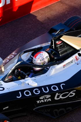Mitch Evans (Jaguar TCS Racing, 09) erstes freies Training Free Practice 1, Helm, ABB FIA Formula E World Championship, WM, Weltmeisterschaft Monaco e-Prix 2026, Monte Carlo, Saison 12 2025 26, Runde 9, 16.05.2026, ABB FIA Formula E World Championship, Monaco e-Prix 2026, Monte Carlo, Saison 12 2025 26, Runde 9, 16.05.2026 Monte Carlo Copyright: xEibner-Pressefoto LauraxRoemerx EP_LRR