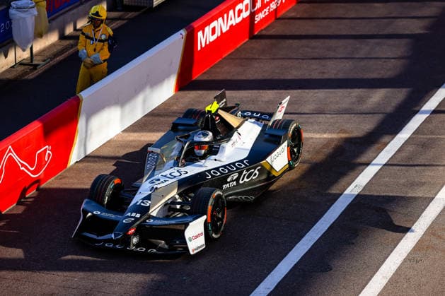 Antonio Felix da Costa (Jaguar TCS Racing, 13) erstes freies Training Free Practice 1, Boxengasse, ABB FIA Formula E World Championship, WM, Weltmeisterschaft Monaco e-Prix 2026, Monte Carlo, Saison 12 2025 26, Runde 9, 16.05.2026, ABB FIA Formula E World Championship, Monaco e-Prix 2026, Monte Carlo, Saison 12 2025 26, Runde 9, 16.05.2026 Monte Carlo Copyright: xEibner-Pressefoto LauraxRoemerx EP_LRR