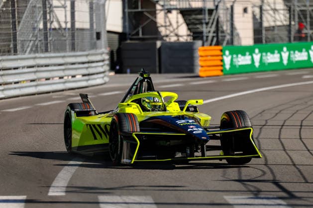 Jake Dennis (Andretti Formula E, 27) zweites freies Training Free Practice 2, ABB FIA Formula E World Championship, WM, Weltmeisterschaft Monaco e-Prix 2026, Monte Carlo, Saison 12 2025 26, Runde 9, 16.05.2026, ABB FIA Formula E World Championship, Monaco e-Prix 2026, Monte Carlo, Saison 12 2025 26, Runde 9, 16.05.2026 Monte Carlo Copyright: xEibner-Pressefoto LauraxRoemerx EP_LRR