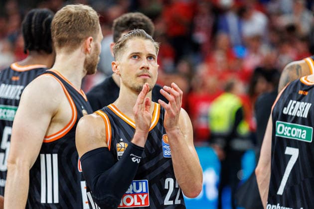 Thomas Klepeisz (ratiopharm Ulm, 22), Einzelbild, Einzelfoto, Portrait, Portraet, enttaeuscht, Enttaeuschung, negative Emotionen, negative Emotion, Spielende, BMA365 Bamberg Baskets vs. ratiopharm Ulm, Basketball, easyCredit BBL, Playoff Viertelfinale, Spiel 2, 18.05.2026 BMA365 Bamberg Baskets vs. ratiopharm Ulm, Basketball, easyCredit BBL, Playoff Viertelfinale, Spiel 2, 18.05.2026 Bamberg Copyright: xEibner-Pressefoto G.xSantemizx EP_EER