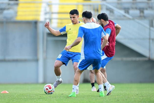 Iranian national football team s training ANTALYA, TURKIYE - MAY 20: Amirhossein Hosseinzadeh (18) takes part in the training of Iran s national football team ahead of the 2026 FIFA World Cup, WM, Weltmeisterschaft, Fussball which will be held in the United States, Canada and Mexico, in Antalya, Turkiye on May 20, 2026. The team held an evening training session at the Titanic Sports Complex under head coach Amir Ghalenoei. In the mostly media-open session, players carried out warm-up exercises followed by coordination, agility, and small-sided passing drills. Orhan Cicek Anadolu Antalya Turkey. Editorial use only. Please get in touch for any other usage. Copyright: x2026xAnadoluxOrhanxCicekx