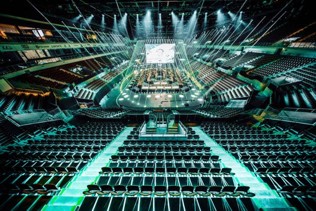 30.05.2026, xkkux, E-Sports, FORTNITE MAJOR 1 SUMMIT, Saison 2025 2026, PSD Bank Dome Düsseldorf: Das erste LAN-Turnier der FNCS-Saison. 50 Duos treten gegeneinander an, um den Preispool sowie die Qualifikation für die Global Championship 2026 zu gewinnen Die Duos verteilen sich wie folgt: 20 EU, 13 NAC, 3 NAW, 5 Brasilien, 3 Asien, 3 Ozeanien und 3 Naher Osten. Die fünf bestplatzierten Teams qualifizieren sich automatisch für die Global Championship 2026. Innenansicht Spielstätte Übersicht Übersichtsbild Nordrhein-Westfahlen Deutschland