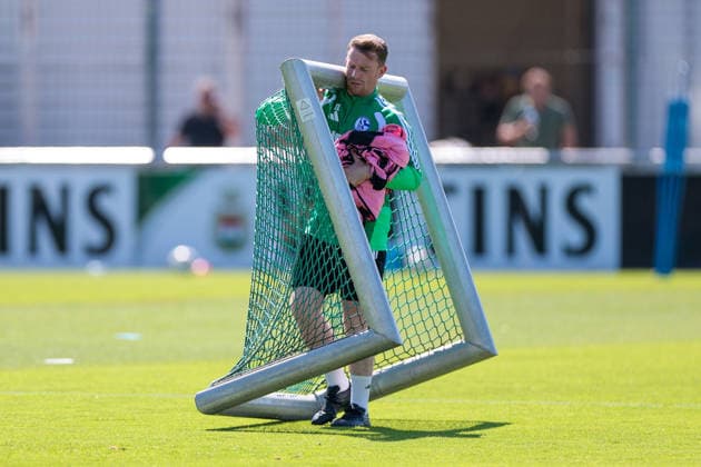 15.07.2026, Fussball, Training des FC Schalke 04. Co-Trainer Eddie Lattimore (FC Schalke 04). Gelsenkirchen Trainingsgelände FC Schalke 04 NRW Deutschland xRHR-FOTO YYx Copyright: RHR-FOTOx RHR-FOTO YY