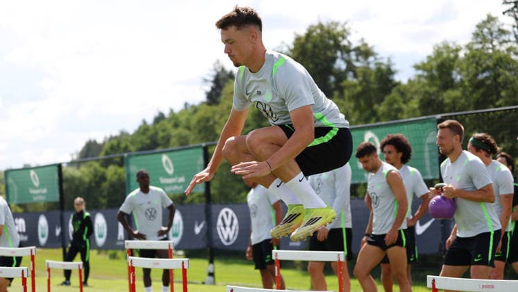 VfL Trainingslager, Weimarer Land Blankenhain, 21.07.2026, Fußball, Herren, Saison 2026 2027, 2. BL, VfL Wolfsburg, Sommer-Trainingslager: Tag 3., Dzenan Pejcinovic (VfL Wolfsburg) Weimarer Land, Thüringen Deutschland