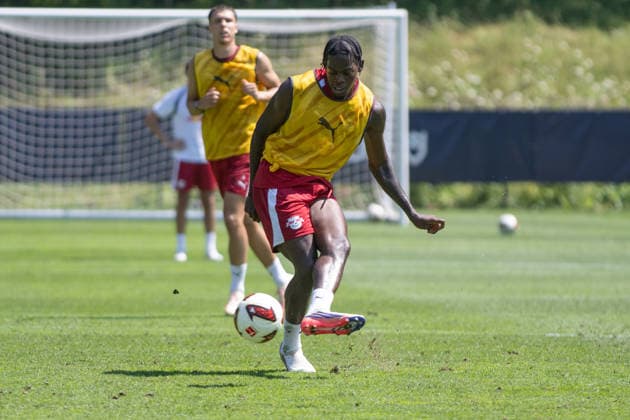 Castello Lukeba (RB Leipzig, 23) RB Leipzig, Fussball, Trainingslager Austria, Saison Vorbereitung, Saison 2026 2027, GER, 04.08.2026, Eibner-Pressefoto Andreas Ulmer RB Leipzig, Fussball, Trainingslager Austria, Saison Vorbereitung, Saison 2026 2027, GER, 04.08.2026, Copyright: xEibner-Pressefoto AndreasxUlmerx EP_AUR