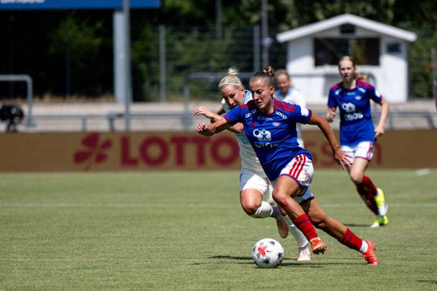 05.08.2026, GER, Fussball, Frauen, UEFA Womens Champions League, Saison 2026 2027, Qualifikationsturnier, Halbfinale Stine Brekken ( Valerenga IF, 30 ) im Zweikampf mit Mia Persson ( Malmö FF, 08), Frankfurt am Main Stadion am Brentanobad Hessen Deutschland Copyright: xNordphoto Memmlerx