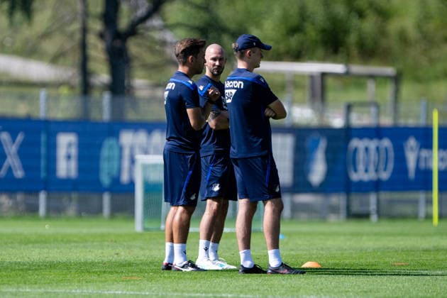 Christian Ilzer, (TSG Hoffenheim, Trainer), Mitte, mit zwei seiner Assistenten, TSG Hoffenheim, Fussball, Trainingslager, Saison Vorbereitung, Saison 2026 2027, GER, 05.08.2026, Eibner-Pressefoto Andreas Ulmer TSG Hoffenheim, Fussball, Trainingslager, Saison Vorbereitung, Saison 2026 2027, GER, 05.08.2026, Copyright: xEibner-Pressefoto AndreasxUlmerx EP_AUR
