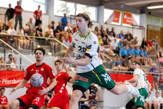 Franko LASTRO (FRISCH AUF! Goeppingen, 28) erzielt ein Tor, Aktion, Torwurf GER, FRISCH AUF! Goeppingen vs. TSV Neuhausen Filder, Handball, Vorbereitung, Turnier, S-Cup Altensteig, Viertelfinale, Spielzeit 2026 2027, 07.08.2026, GER, FRISCH AUF! Goeppingen vs. TSV Neuhausen Filder, Handball, Vorbereitung, Turnier, S-Cup Altensteig, Viertelfinale, Spielzeit 2026 2027, 07.08.2026, Altensteig Copyright: xEibnerxPressefoto OliverxSchmidtx EP_OST