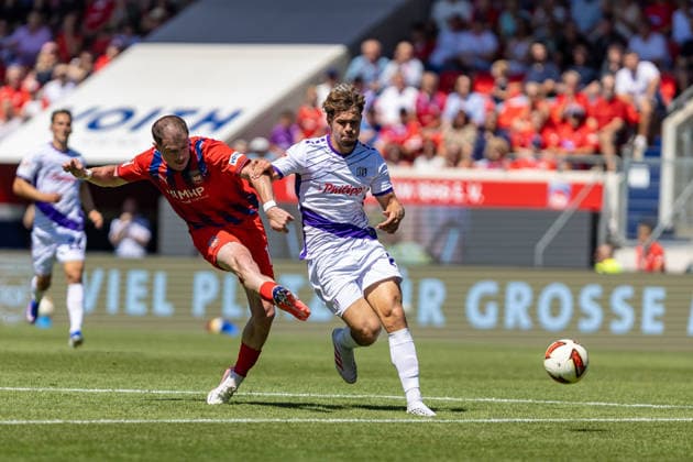 Tor 2:0 Budu Zivzivadze (1.FC Heidenheim, 11) daneben Robin Fabinski (VfL Osnabrueck, 27), GER, 1.FC Heidenheim vs. VfL Osnabrueck, Fussball, 2. Bundesliga, 01. Spieltag, Spielzeit 2026 2027, 08.08.2026, DFL DFB REGULATIONS PROHIBIT ANY USE OF PHOTOGRAPHS AS IMAGE SEQUENCES AND OR QUASI-VIDEO, GER, 1.FC Heidenheim vs. VfL Osnabrueck, Fussball, 2. Bundesliga, 01. Spieltag, Spielzeit 2026 2027, 08.08.2026 Heidenheim Copyright: xEibner-Pressefoto JanixPlessx EP_JPL