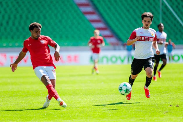 (L-R) Eric Voufack (TSV Havelse 1912, 19), David Preu (VfB Stuttgart II, 37) GER, TSV Havelse 1912 vs. VfB Stuttgart II, Fussball, 3. Liga, 1. Spieltag, Spielzeit 2026 2027, 08.08.2026 DFL Regulations prohibit any use of photographers as image sequences and or quasi-video. GER, TSV Havelse 1912 vs. VfB Stuttgart II, Fussball, 3. Liga, 1. Spieltag, Spielzeit 2026 2027, 08.08.2026 Hannover Copyright: xEibner-Pressefoto JanxRollingerx EP_JSK