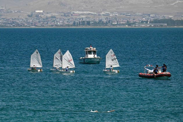 12th Van Sea Water Sports Festival kicks off on Lake Van VAN, TURKIYE - AUGUST 08: A view of participants and athletes taking part in the 12th Van Sea Water Sports Festival held at the Edremit-Gebze Water Sports Center on the shores of Lake Van in Van, Turkiye, on August 08, 2026. Organized to promote Lake Van and boost local tourism, the two-day event features Beach volleyball, Beachvolleyball and handball matches, flyboard demonstrations, canoeing, rowing, dragon boat races, and various recreational activities. Ozkan Bilgin Anadolu Van Turkey. Editorial use only. Please get in touch for any other usage. Copyright: x2026xAnadoluxOzkanxBilginx