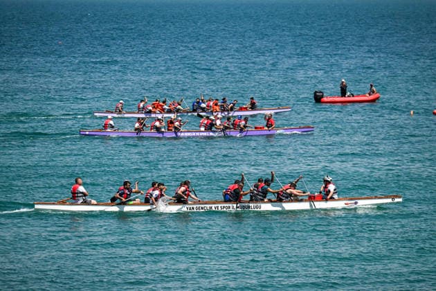 12th Van Sea Water Sports Festival kicks off on Lake Van VAN, TURKIYE - AUGUST 08: A view of participants and athletes taking part in the 12th Van Sea Water Sports Festival held at the Edremit-Gebze Water Sports Center on the shores of Lake Van in Van, Turkiye, on August 08, 2026. Organized to promote Lake Van and boost local tourism, the two-day event features Beach volleyball, Beachvolleyball and handball matches, flyboard demonstrations, canoeing, rowing, dragon boat races, and various recreational activities. Ozkan Bilgin Anadolu Van Turkey. Editorial use only. Please get in touch for any other usage. Copyright: x2026xAnadoluxOzkanxBilginx