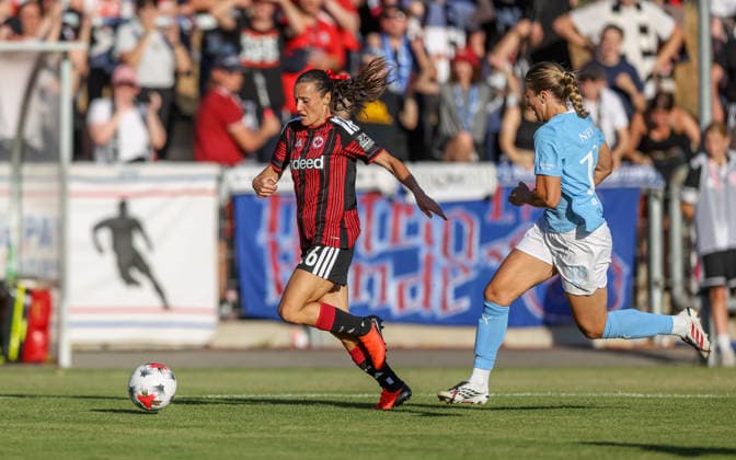 GER, Frankfurt, Eintracht Frankfurt vs Malmö FF, UEFA Womens Champions League, Fussball, UEFA, Spielzeit 2026 2027, Stadion am Brentanobad, Qualifikation, Finale im Bild: Hayley Raso (Eintracht Frankfurt Frauen 16) DFB DFL REGULATIONS PROHIBIT ANY USE OF PHOTOGRAPHS AS IMAGE SEQUENCES AND OR QUASI-VIDEO, 08.08.2026 Copyright: HMBxMedia HendrikxHamelau