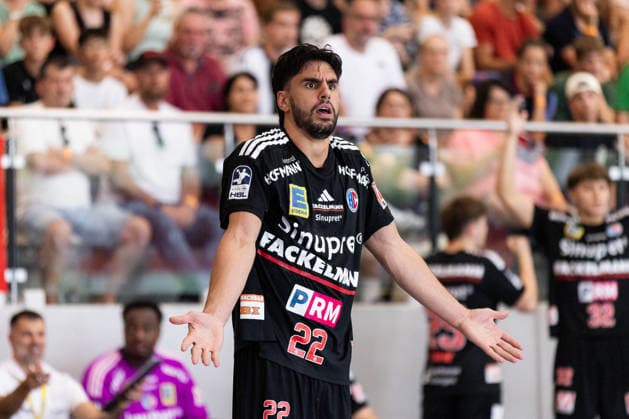 Eloy Morante MALDONADO (HC Erlangen, 22) ist enttäuscht enttaeuscht, unzufrieden, ärgert aegert sich, Emotionen, Wut, Trauer, negative Emotionen GER, HBW Balingen-Weilstetten vs. HC Erlangen, Handball, Vorbereitung, Turnier, S-Cup Altensteig, Spiel um Platz 3, Spielzeit 2026 2027, 09.08.2026, GER, HBW Balingen-Weilstetten vs. HC Erlangen, Handball, Vorbereitung, Turnier, S-Cup Altensteig, Spiel um Platz 3, Spielzeit 2026 2027, 09.08.2026, Altensteig Copyright: xEibnerxPressefoto OliverxSchmidtx EP_OST