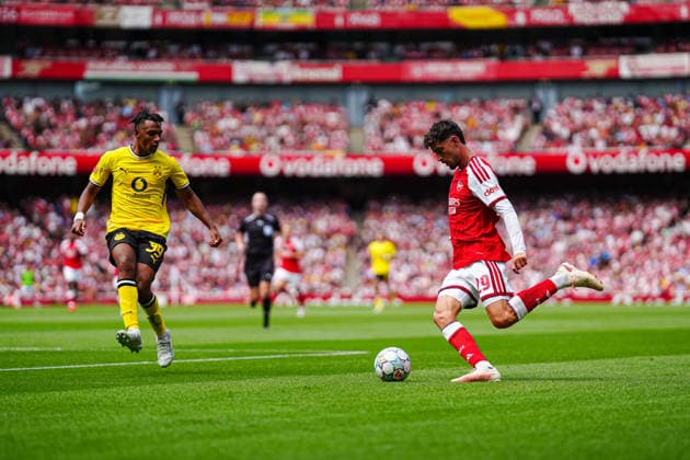 Filippo Mane (Borussia Dortmund, 39), Kai Harvertz (FC Arsenal, 29) GER, FC Arsenal vs. Borussia Dortmund, Fußball, Emirates Cup 2026, Saison 2026 2027, 09.08.2026 GER, FC Arsenal vs. Borussia Dortmund, Fußball, Emirates Cup 2026, Saison 2026 2027, 09.08.2026 London Copyright: xEibner-Pressefoto MarcelxvonxFehrnx EP_MFN_P