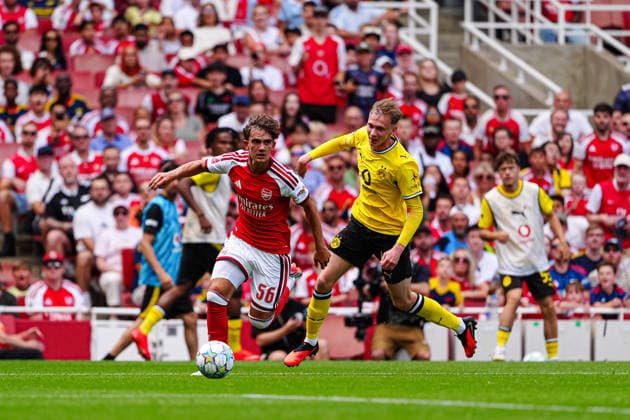 Max Downman (FC Arsenal, 56), Maximilian Beier (Borussia Dortmund, 14) GER, FC Arsenal vs. Borussia Dortmund, Fußball, Emirates Cup 2026, Saison 2026 2027, 09.08.2026 GER, FC Arsenal vs. Borussia Dortmund, Fußball, Emirates Cup 2026, Saison 2026 2027, 09.08.2026 London Copyright: xEibner-Pressefoto MarcelxvonxFehrnx EP_MFN_P