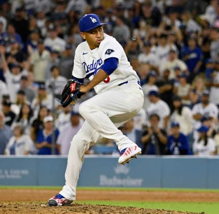 Los Angeles Dodgers closing pitcher Edwin Diaz winds up to deliver against the Kansas City Royals at Dodger Stadium in Los Angeles on Monday, August 10, 2026. LAP2026081007 JIMxRUYMEN