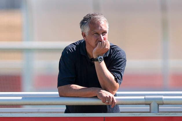 12.08.2026, Fussball, Training des FC Schalke 04. Sportvorstand Frank Baumann (FC Schalke 04). Gelsenkirchen Trainingsgelände FC Schalke 04 NRW Deutschland xRHR-FOTO YYx Copyright: RHR-FOTOx RHR-FOTO YY