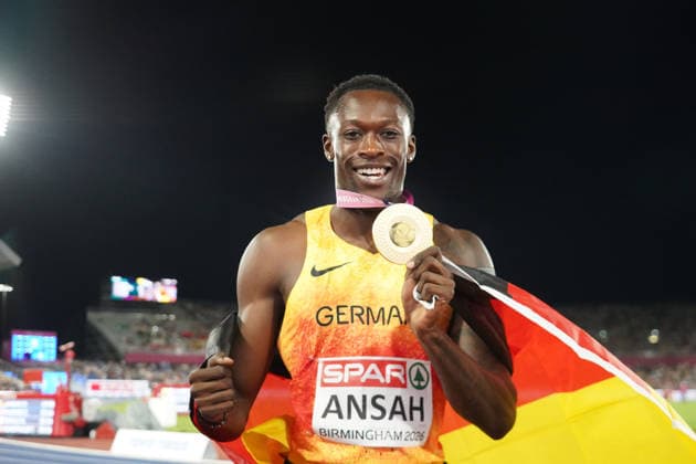 Birmingham , Leichtathletik, Athletics, Track and Field, EAA, Leichtathletik EM Birmingham 2026 European Championships birmingham 2026 , 10.08-17.08.2026, Alexander Stadium Birmingham, Grossbritannien , 200m Männer, 200m Men, Owen Ansah Deutschland, Germany GER mit Goldmedaille Copyright Gladys Chai von der Laage
