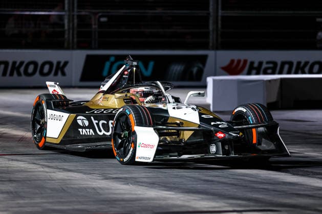 Mitch Evans (Jaguar TCS Racing, 09) während waehrend des Qualifyings, ABB FIA Formula E World Championship, WM, Weltmeisterschaft London e-Prix 2026, Vereinigtes Koenigreich, Saison 12 2025 26, Runde 16, 15.07.2026, ABB FIA Formula E World Championship, London e-Prix 2026, Vereinigtes Koenigreich, Saison 12 2025 26, Runde 16, 15.07.2026 London Copyright: xEibner-Pressefoto LauraxRoemerx EP_LRR