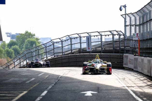 Lucas di Grassi (Lola Yamaha ABT Formula E Team, 11) zweites freies Training Free Practice 2, ABB FIA Formula E World Championship, WM, Weltmeisterschaft London e-Prix 2026, Vereinigtes Koenigreich, Saison 12 2025 26, Runde 16, 15.07.2026, ABB FIA Formula E World Championship, London e-Prix 2026, Vereinigtes Koenigreich, Saison 12 2025 26, Runde 16, 15.07.2026 London Copyright: xEibner-Pressefoto LauraxRoemerx EP_LRR